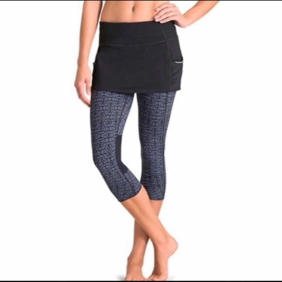 Athleta Dream Acceleration 2 in One Skirt Crop - Picture 1 of 1